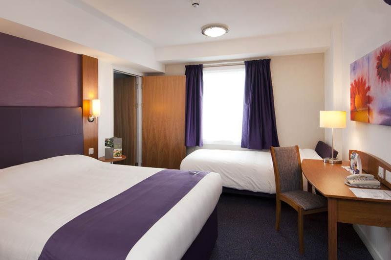Premier Inn Birmingham South Rubery Ngoại thất bức ảnh